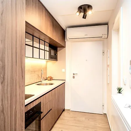 Oscar - New In Centre Apartment *